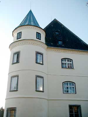 Schloß Hagenau